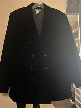 H&M Black Velvet Blazer